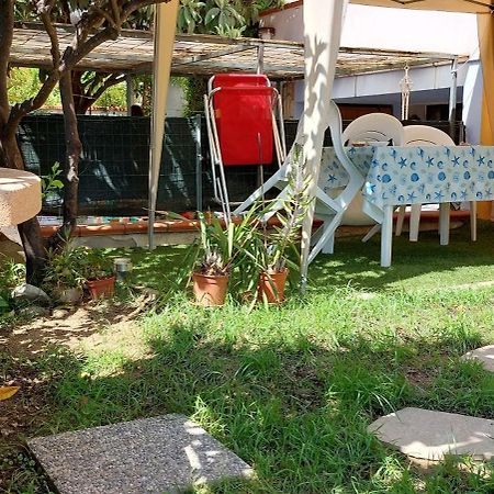 Casa Vacanze Laura Tortolì Eksteriør bilde