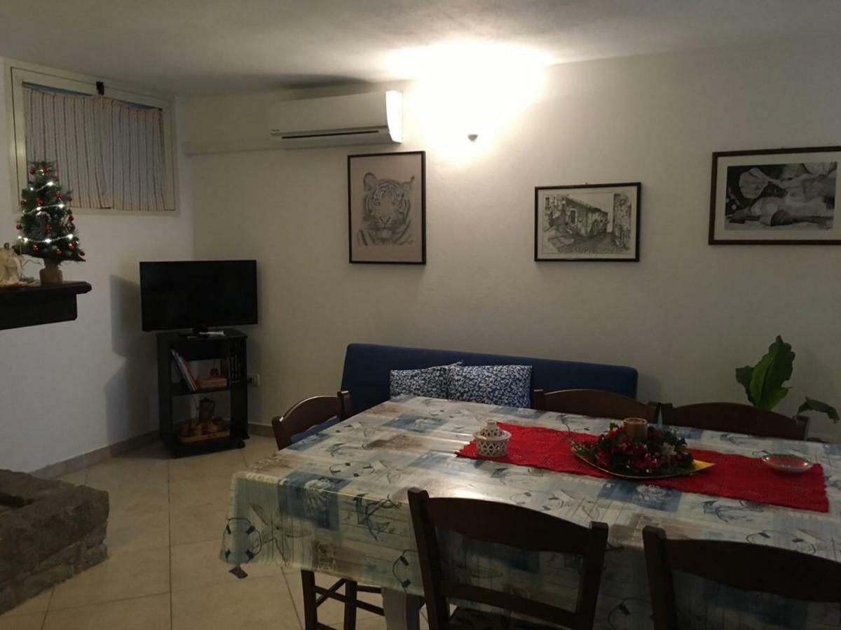 Casa Vacanze Laura Tortolì Eksteriør bilde